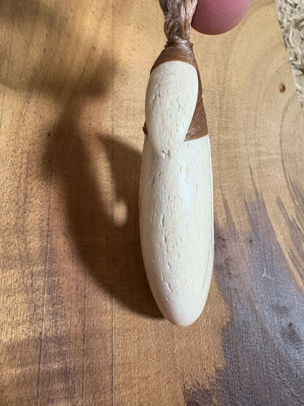 ボーンカービングネックレス