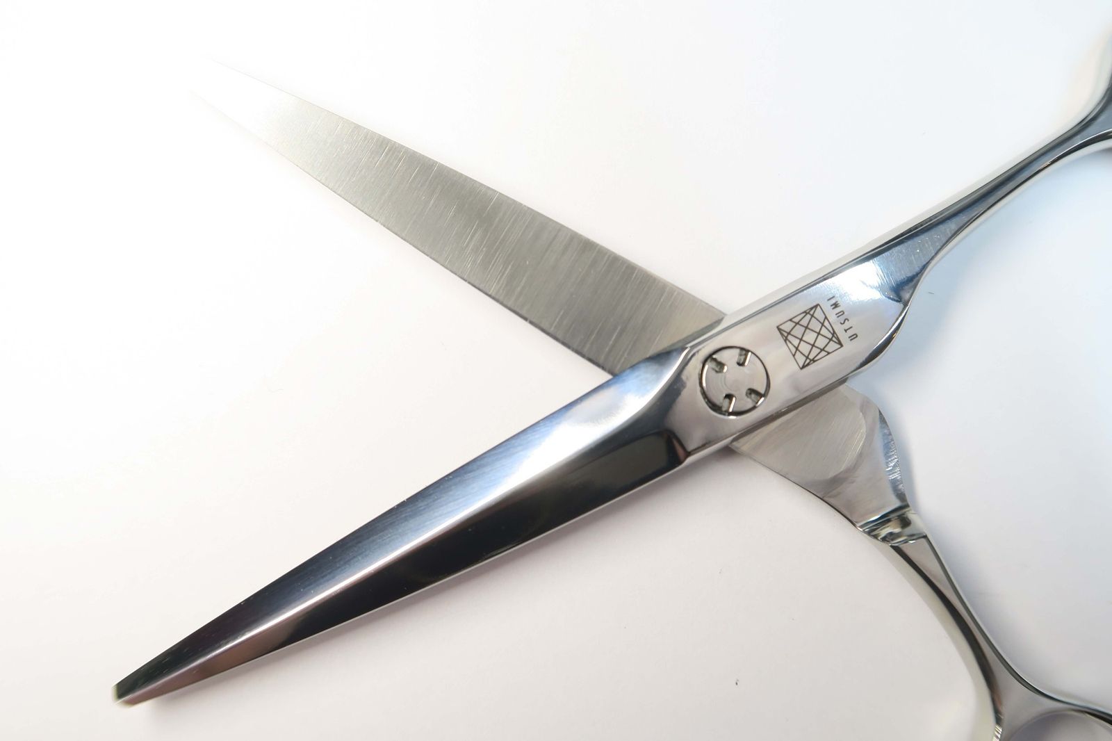 UTSUMI U&U YTK60/40 シザー美容師・理容師 6.0インチ右利き UTSUMI U&U YTK60/40 シザー美容師・理容師 6 0インチ右利き｜Yahoo