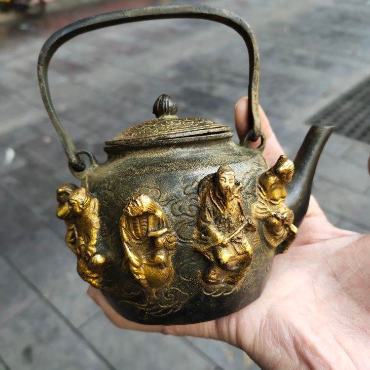 八仙過海茶壺 中国茶器 銅細工 茶道具 装飾品 工芸品 美術品 置物