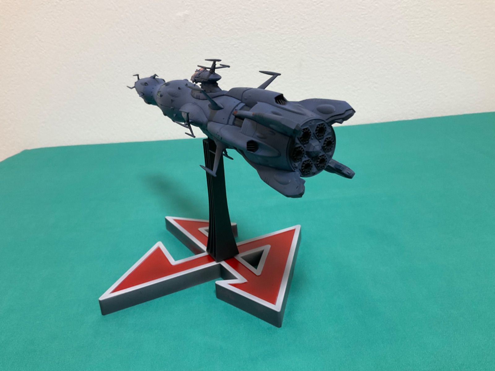 宇宙戦艦ヤマト2199 1/1000 デスラー艦 完成品 デウスーラ コアシップ 宇宙戦艦ヤマト2199 1/1000 デウスーラII世・コアシップ デスラー艦 宇宙戦艦ヤマト2199 1/1000 デウスーラII世・コアシップ  デスラー艦【メーカー直営】