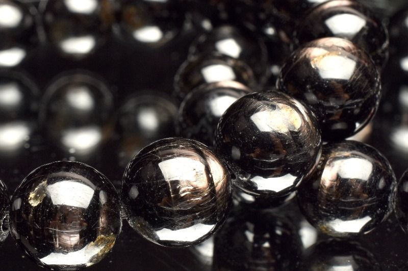 こな 高級感漂うメタリックな艶めき ハイパーシーン(紫蘇輝石) 11.5mm