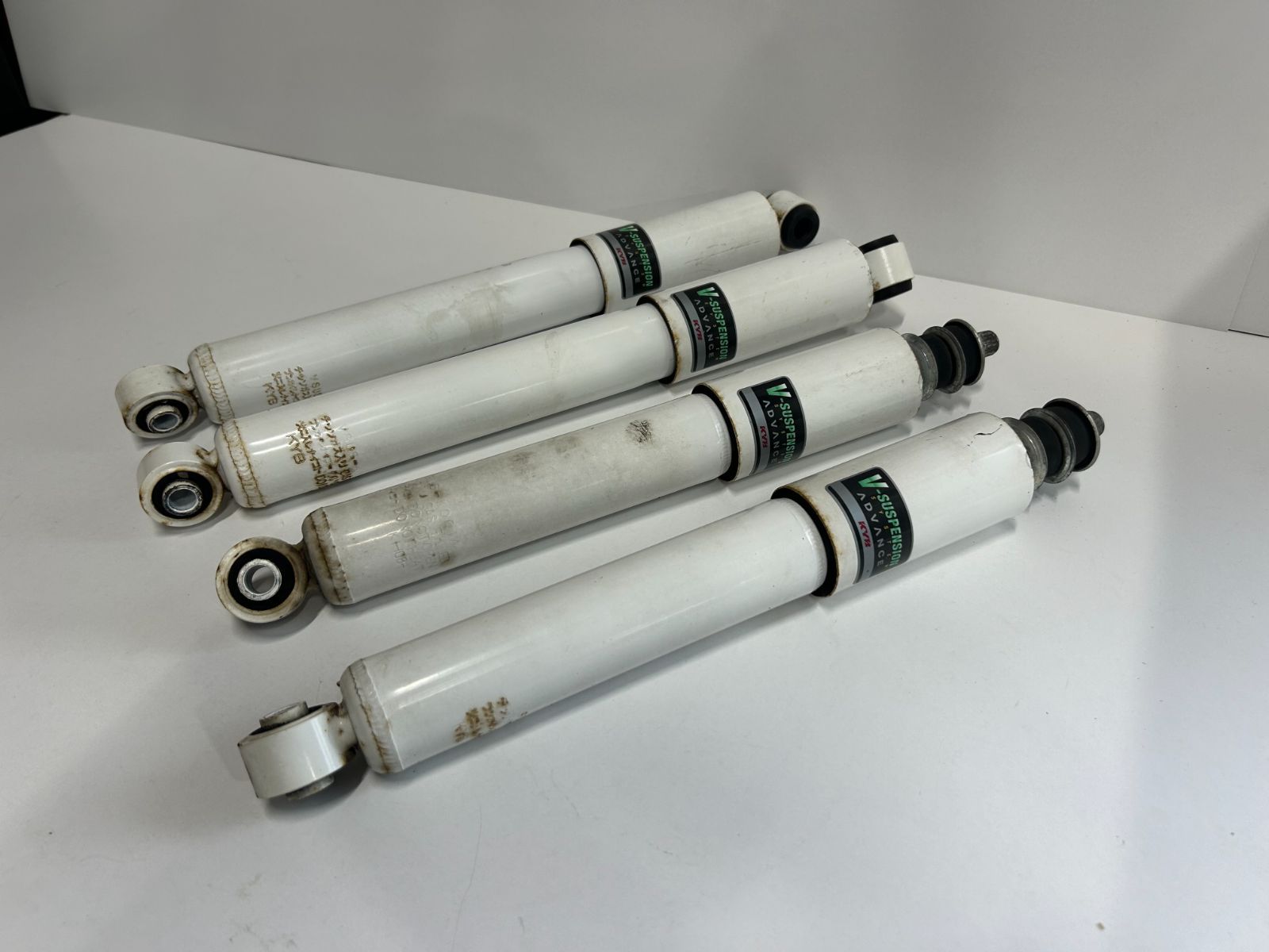 KYB Vサスペンション ADVANCE カムロード