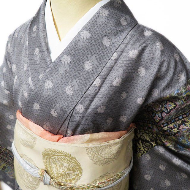大島紬 正絹 新品未使用 大島紬 着物 中古 正絹 袷 セミフォーマル 二代目 更甚 菱模様