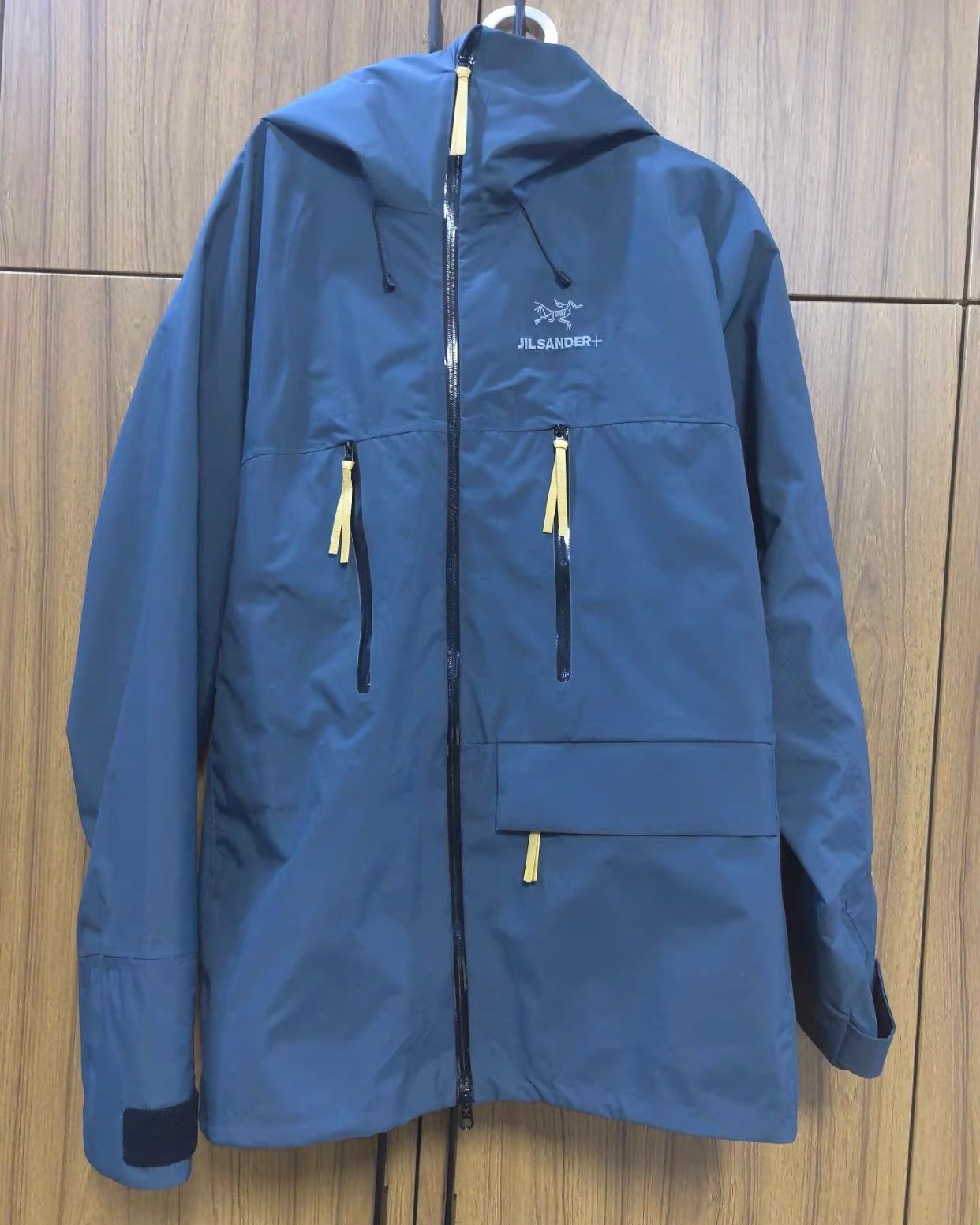 JIL SANDER  ARC’TERYX  GORE-TEX ジャケットコート