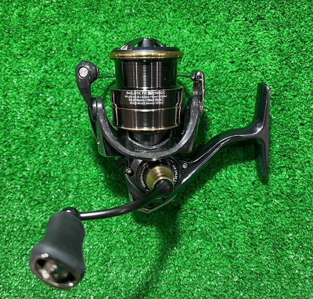 ダイワ 19バリスティック FW LT2500S-C 【新品 未使用品】 19バリスティックFW LT2500S-C｜＠ベリーネット 日本最大新品中古釣具