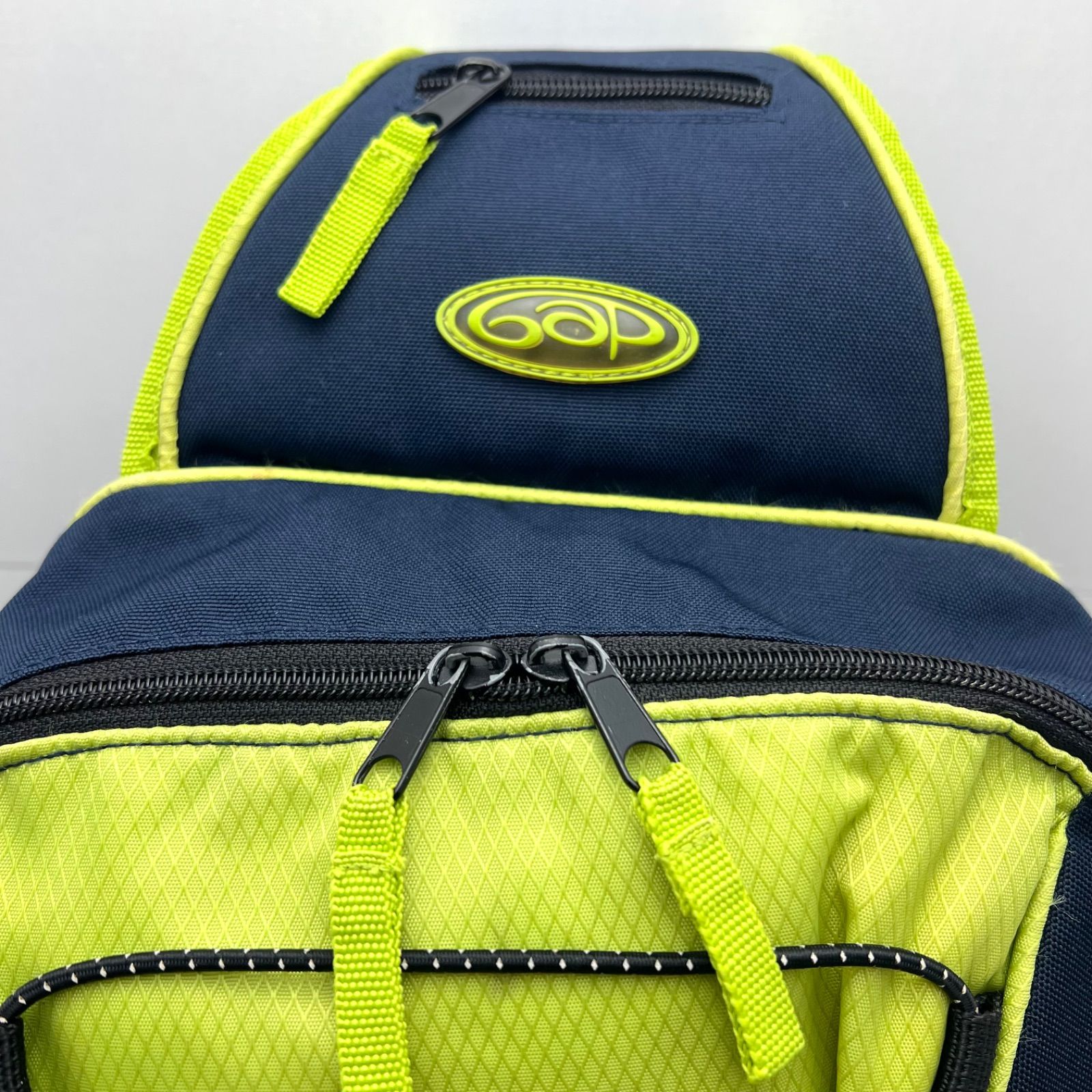 GAP 00s 2002 cyber logo sling bag one shoulder ギャップ