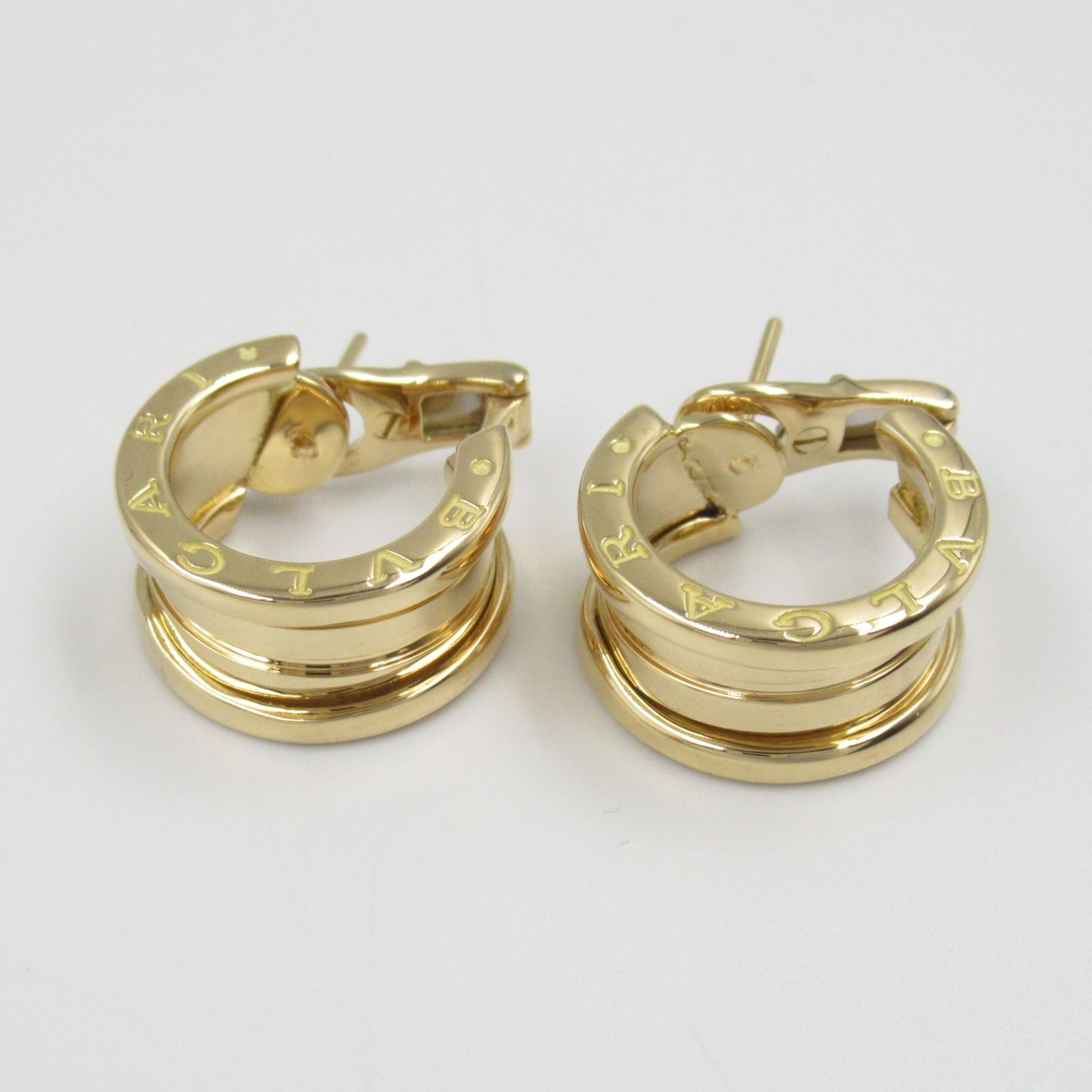 ビーゼロワン ピアス