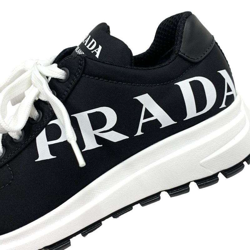 未使用 プラダ PRADA スニーカー 靴 シューズ ロゴ ナイロン 未使用 プラダ PRADA スニーカー 靴 シューズ ロゴ ナイロン