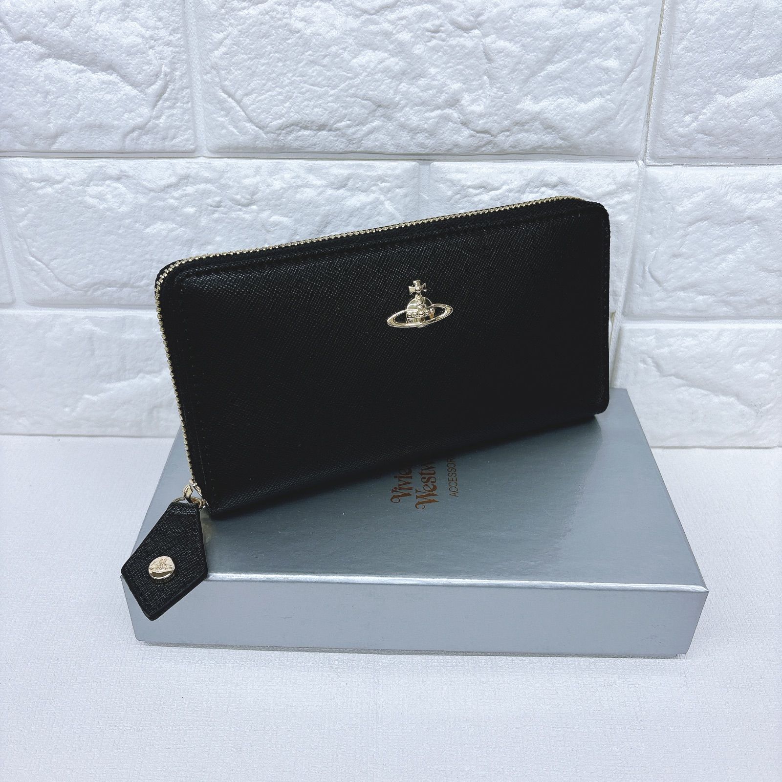 大人の魅力◇高級感】新品 ヴィヴィアン・ウエストウッド 長財布