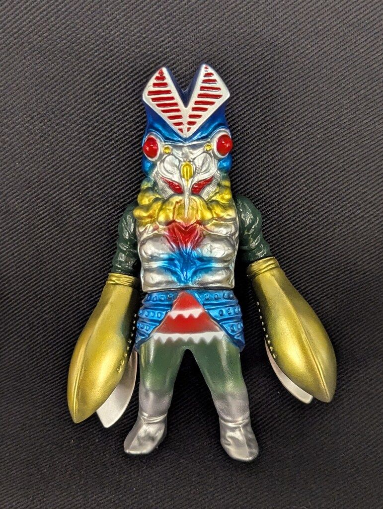 バルタン星人　MAXTOY　円谷プロ　ミニソフビ怪獣倉庫シリーズ MAXTOY ミニソフビ怪獣倉庫シリーズ 円谷プロ バルタン星人 レトロ