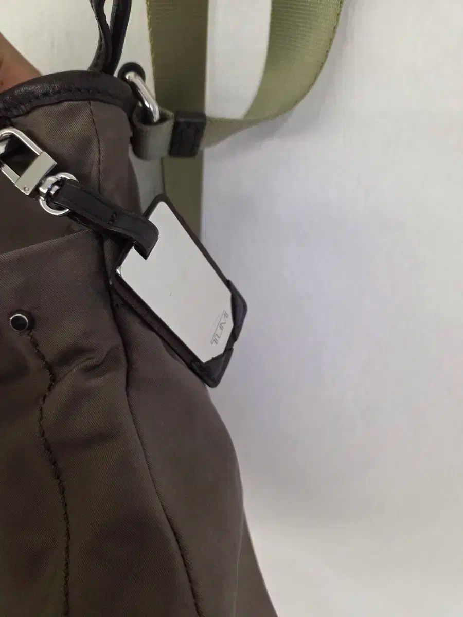 Tumi トゥミ