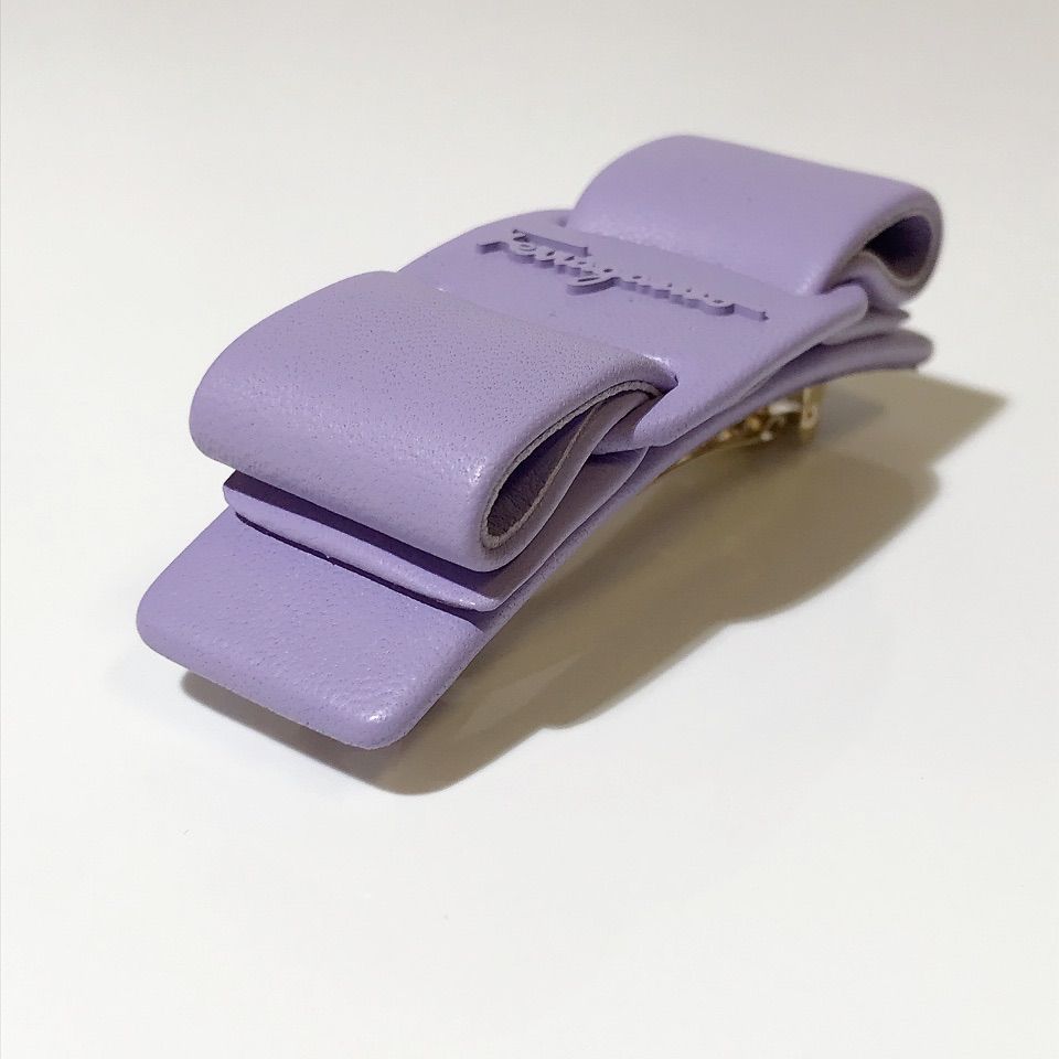 未使用品　箱付き　Salvatore Ferragamo バレッタ　ヘアピン 美品】Salvatore Ferragamo サルヴァトーレフェラガモ バレッタ