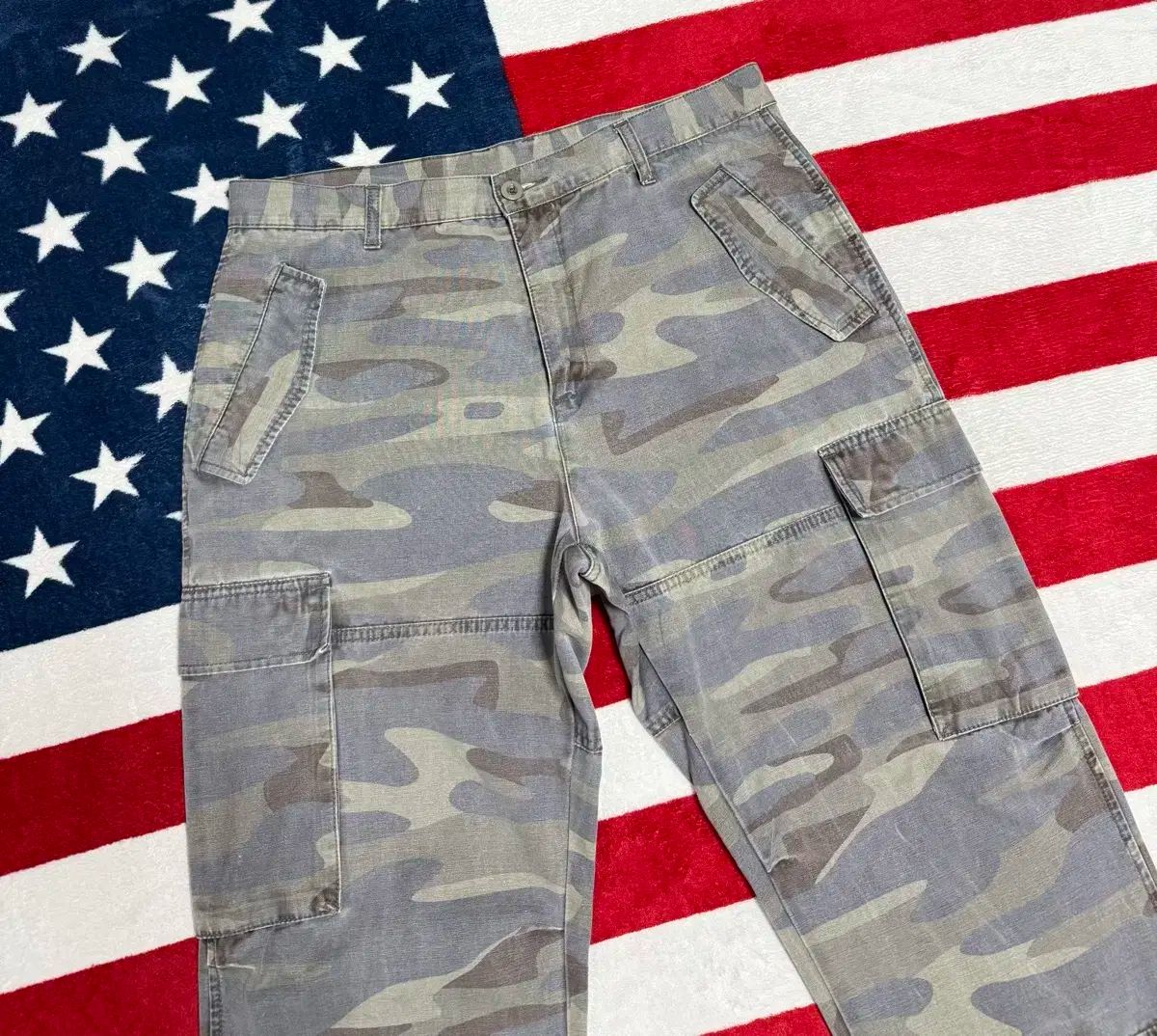 カモ カーゴパンツ