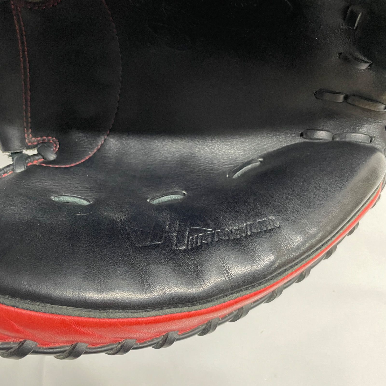 ブラックxレッド 使用感ふつう|傷汚れあり