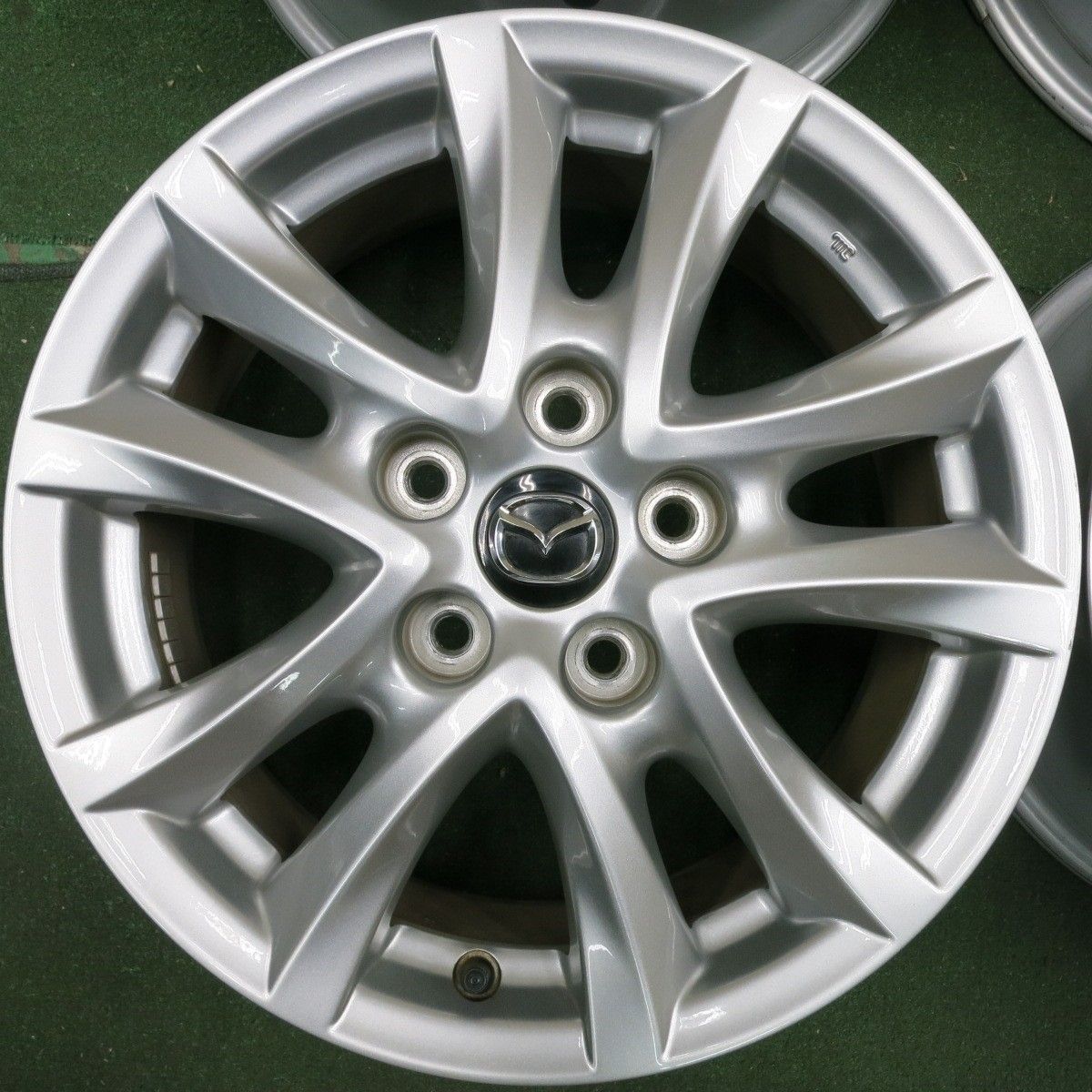 送料無料* キレイ☆マツダ CX-3 純正 ホイール 16インチ 16×6.5J