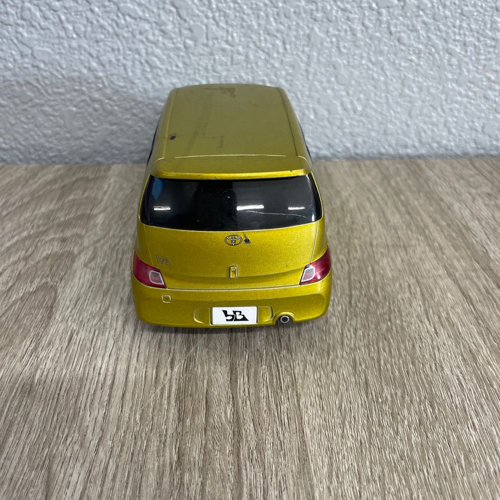 トヨタ bB モデルカー ミニカー 非売品 カラーサンプル 中古品 - メルカリ