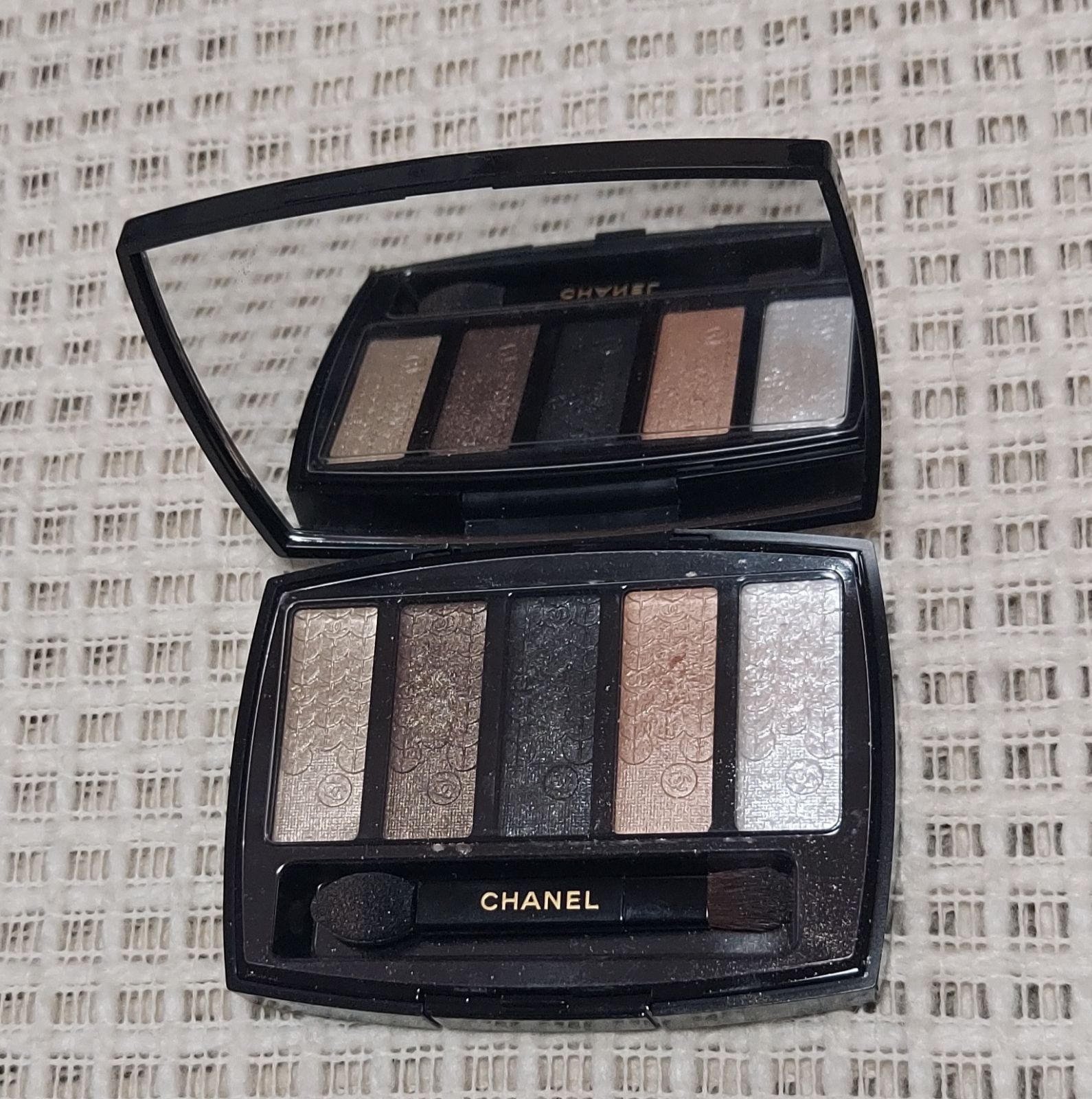 限定品 CHANEL シャネル ルミエール アイシャドウu0026フェイスパウダーu0026ブラシ ３点セット - メルカリ