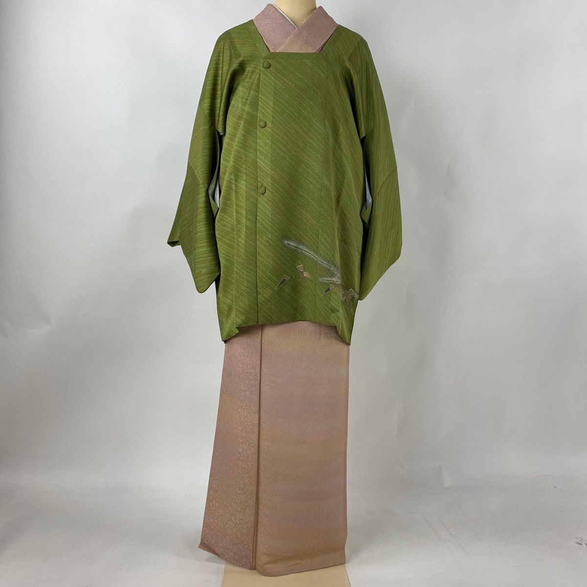 身丈84cm 裄丈65.5cm