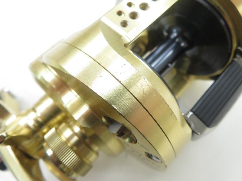  シマノ 23カルカッタコンクエスト MD 401 XGLH 04- ベイトリール(ルアー用) リール