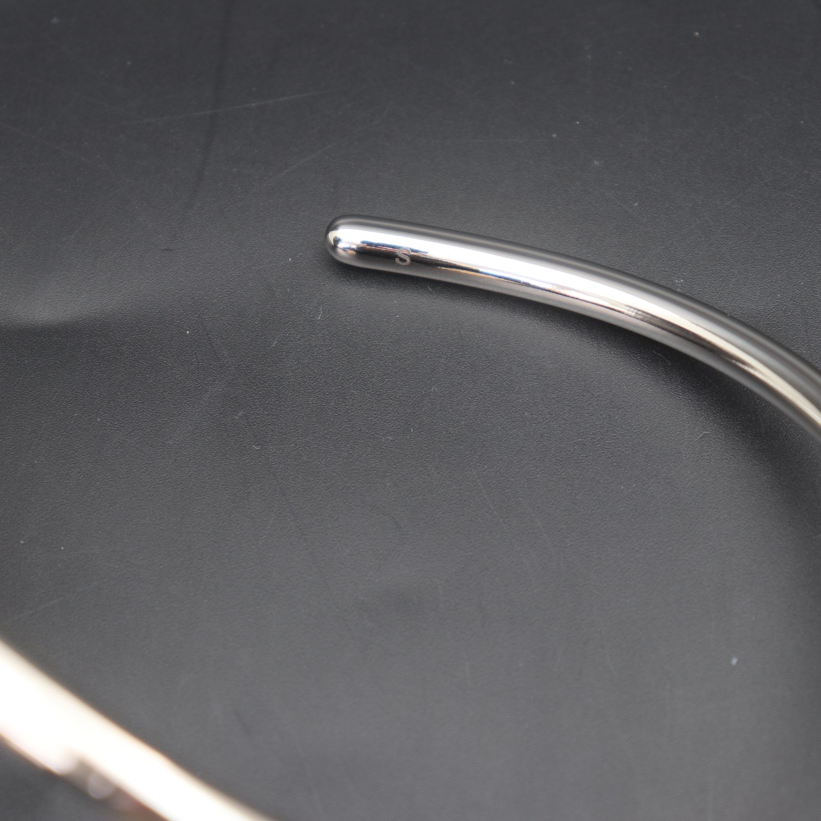 IT72LPFJ8KN7 アレキサンダーマックイーン スリム チューブ