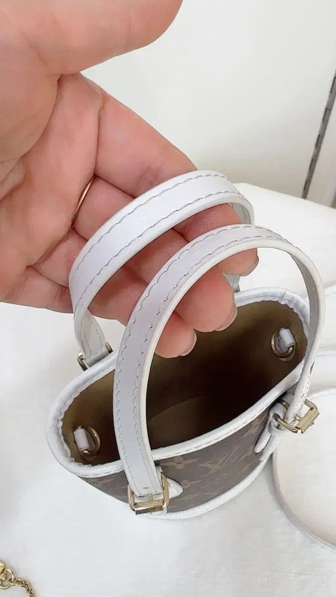 バケットバッグ ホワイト
