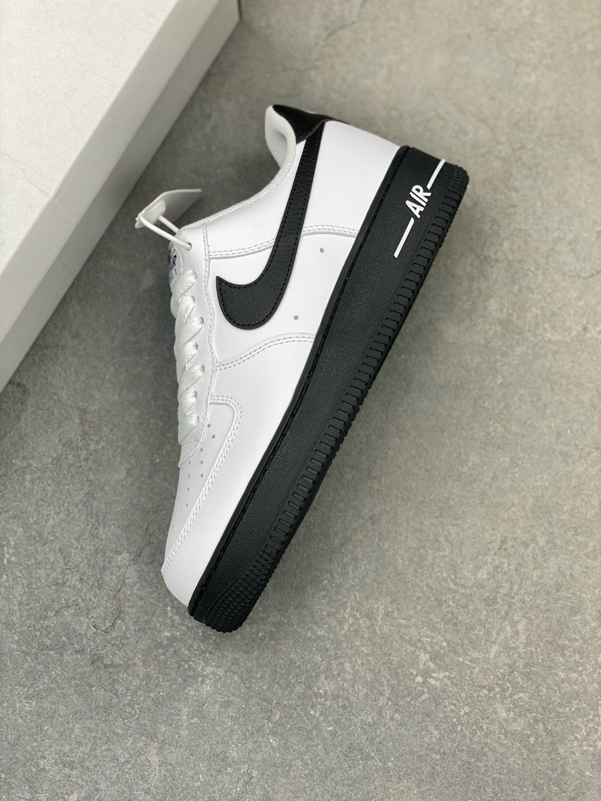 新品 エア フォース 1 07 AIR FORCE 1 07 white/black ck7663-101 スニーカー AF1 ホワイト ブラック 男女兼用