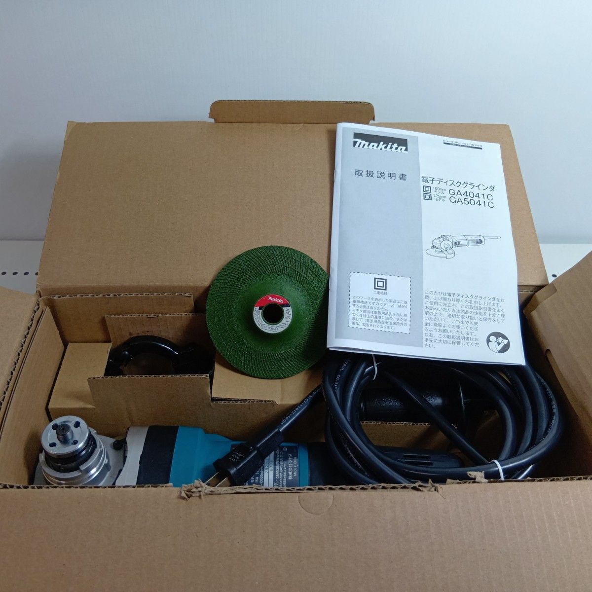 MAKITA マキタ ディスクグラインダー GA4041C