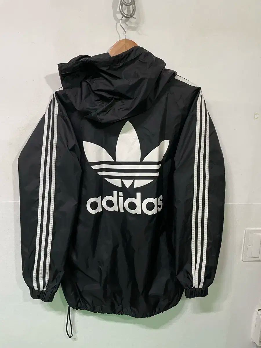 adidas アディダス ファイヤーバード アノラック ウインドブレーカー ジャケット サイズ ビッグロゴ 105 ー 110