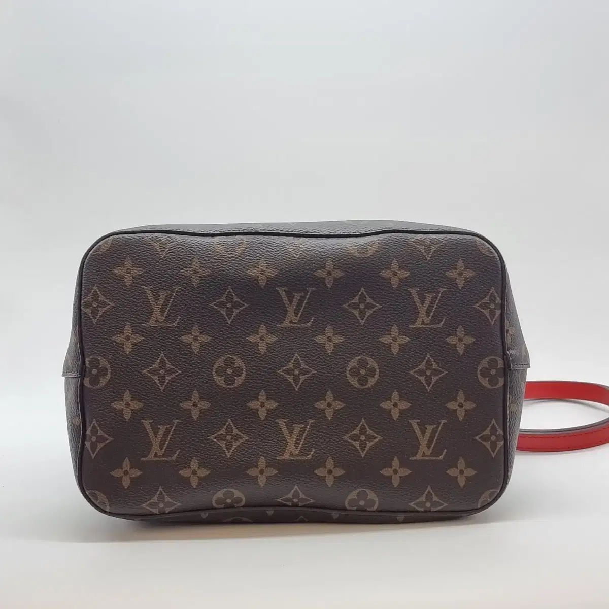 Vuitton
