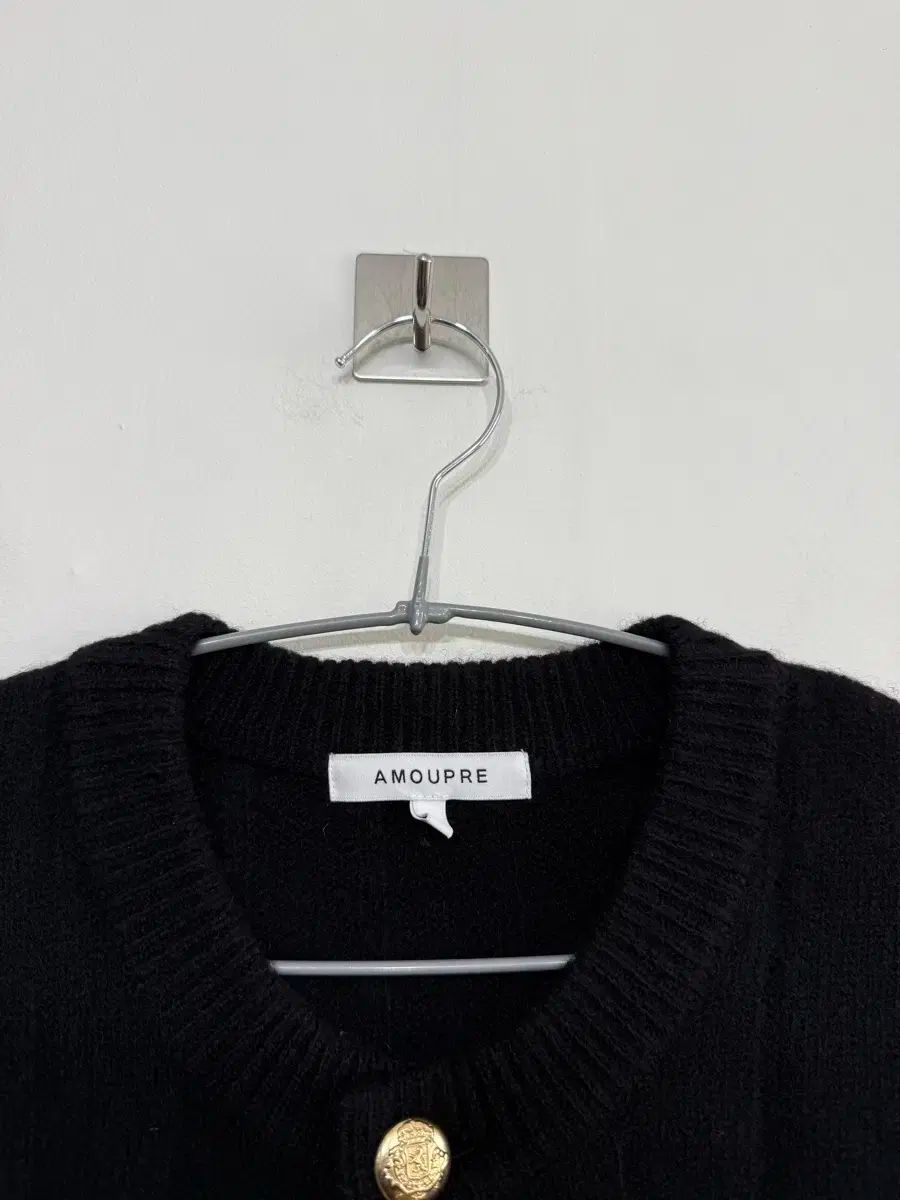アモーフレ AMOUPRE クルーネック ゴールド カーディガン L