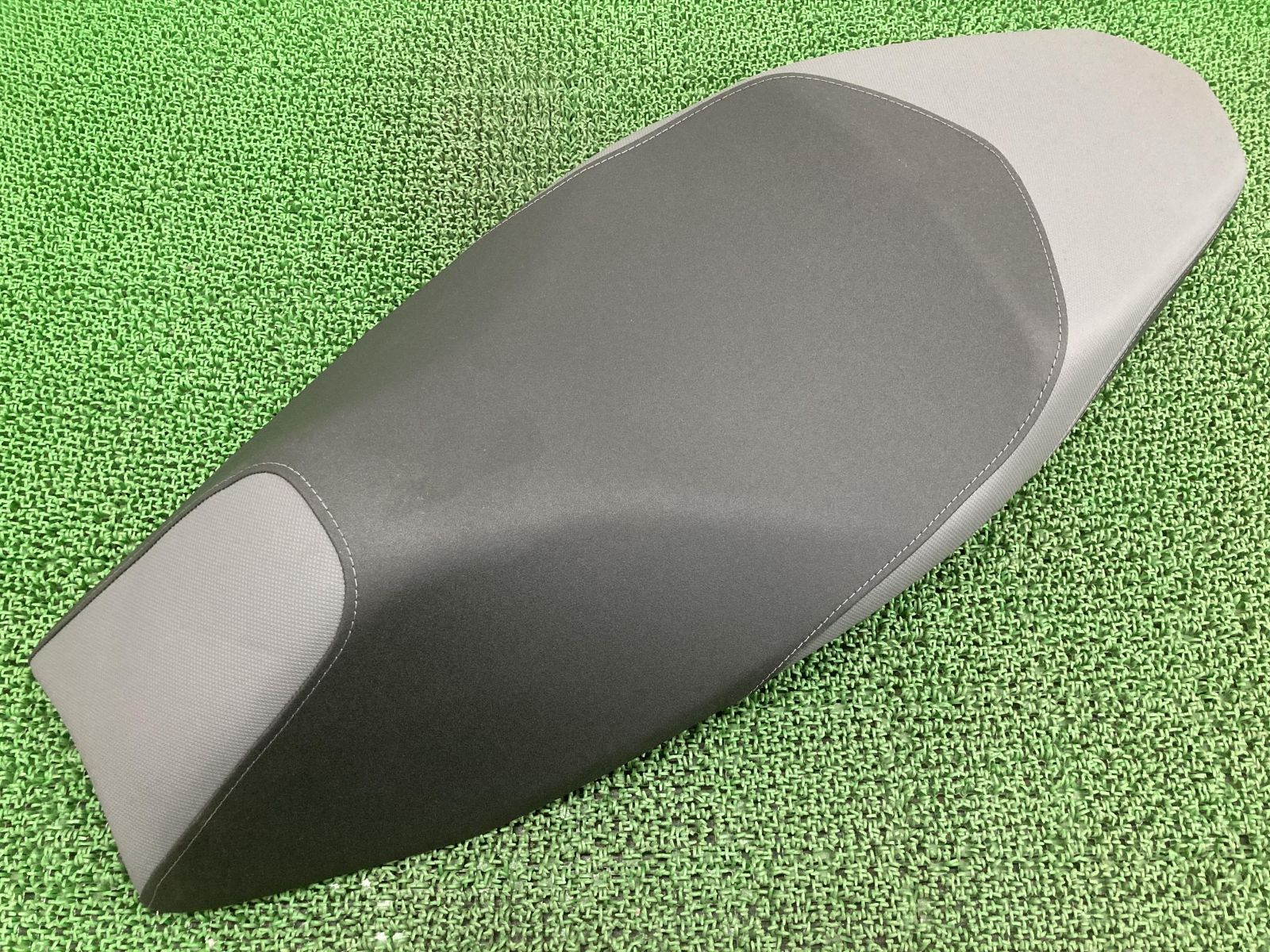 CB400SS オオカワ タックロールシート 純正シートベース cb400ss タックロールシート CB400SS オオカワ タックロールシート