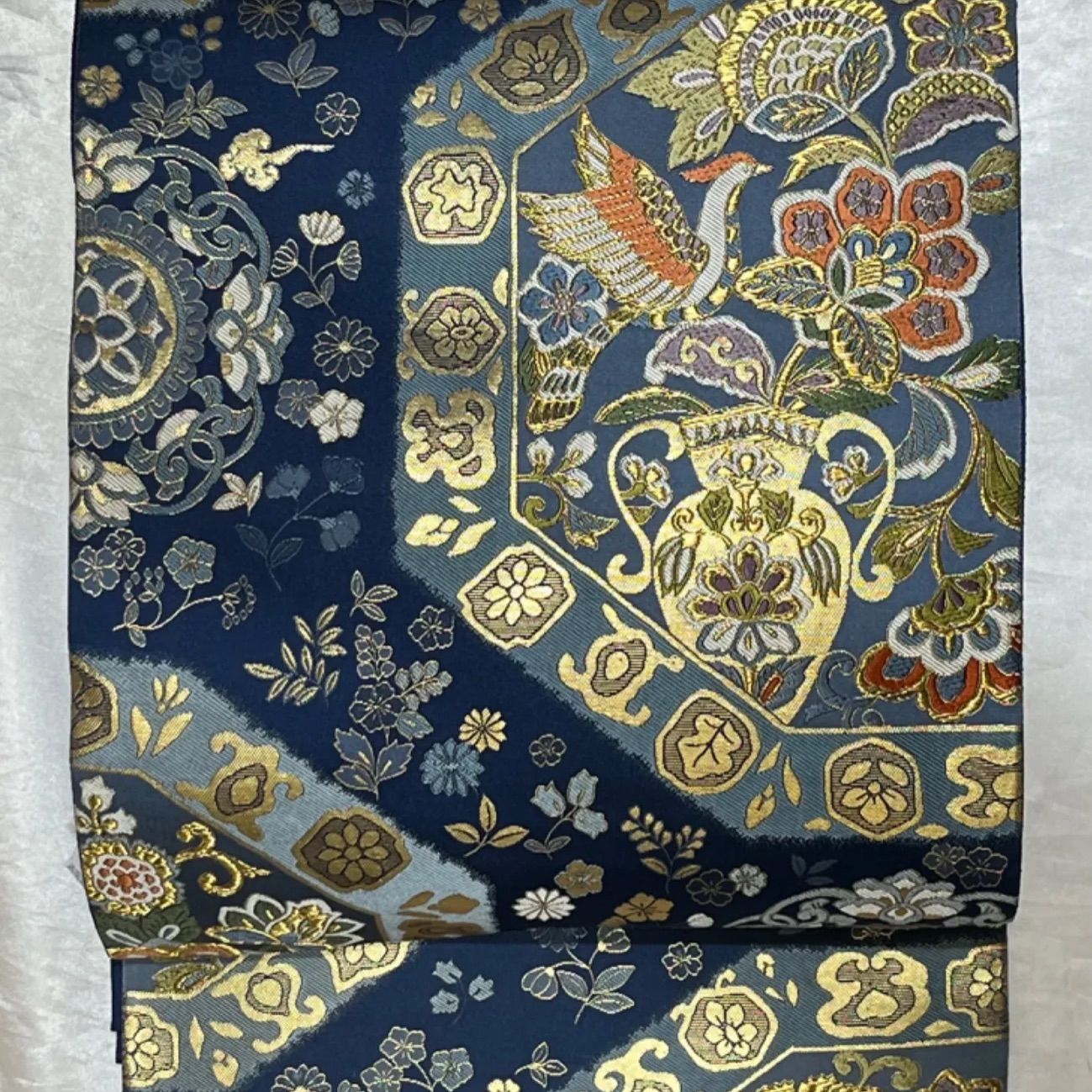 豪華絢爛綺麗美品青正絹六通袋帯☆となみ帯☆'(未使用) - メルカリ 豪華絢爛綺麗美品青正絹六通袋帯☆となみ帯☆'(未使用) - メルカリ