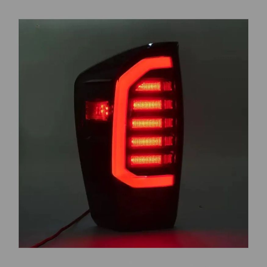 Tacomaタコマ自動車のテールランプ 16-21 に適用される改造部品のヒットモデル