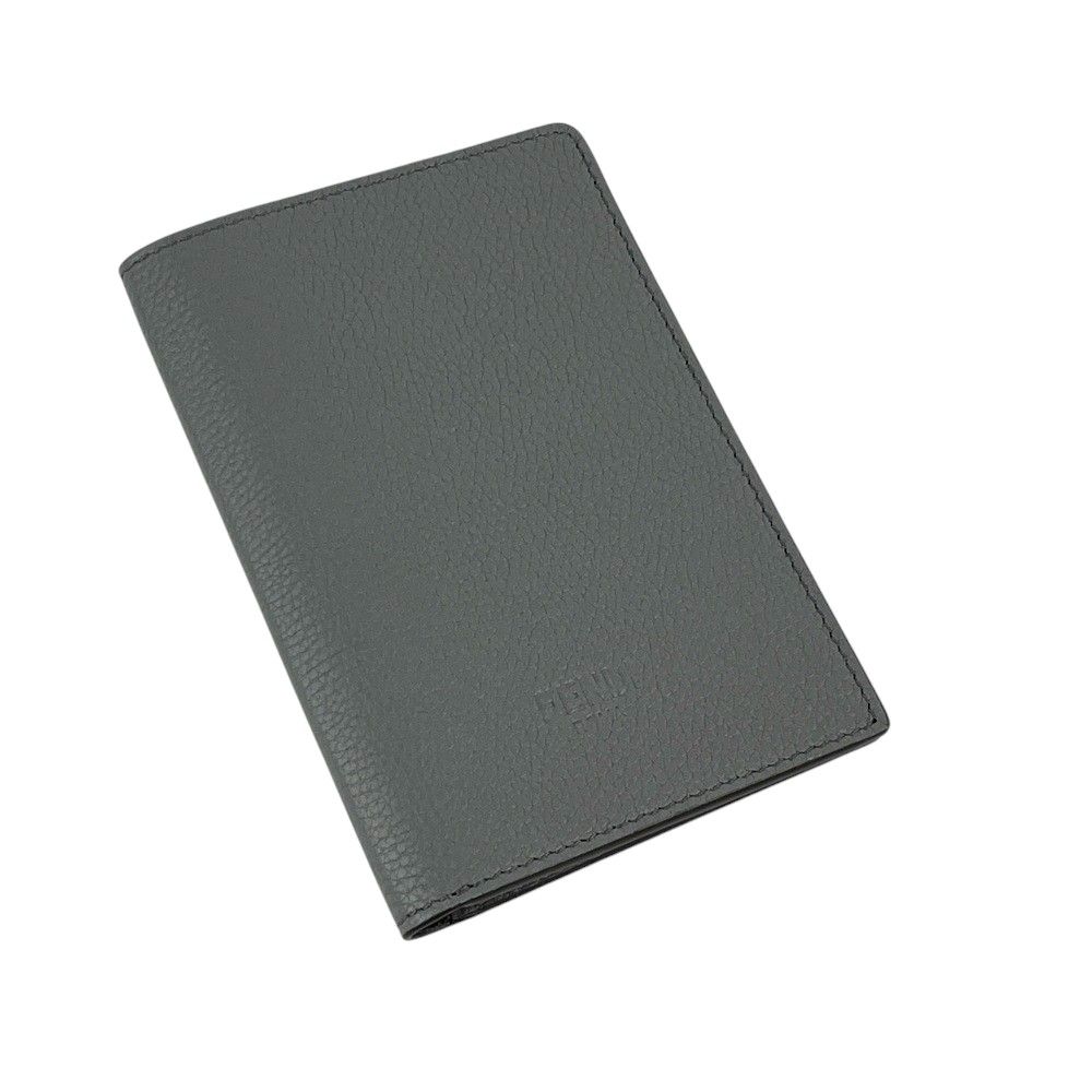 未使用 FENDI グレー パスポートケース フェンディ FENDI フェンディ レザー パスポート ケース グレー - メルカリ