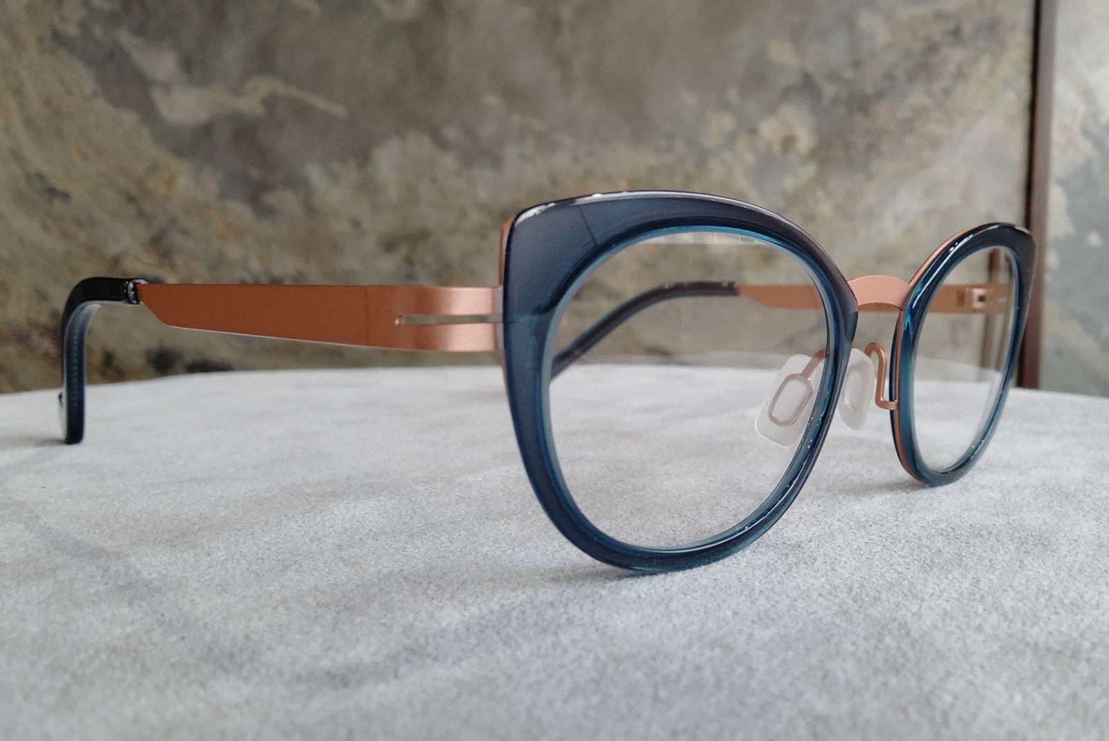 丸四角メガネの 『XiT EYEWEAR （エックスアイティ）』定番COMBO シリーズ C 025/008 Matt Pink Gold &  Turquoise Blue／ フランス製【XiTの正規取扱店】 - メルカリ