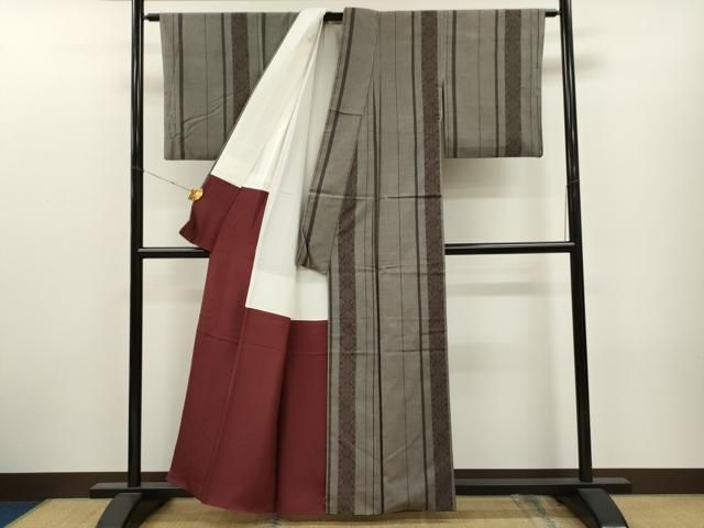 平和屋着物●結城紬　奥順　はたおり娘　100亀甲　吉祥花間道　正絹　逸品　CAAT9288dy 平和屋着物○結城紬 奥順 はたおり娘 100亀甲 吉祥花間道 正絹 逸品