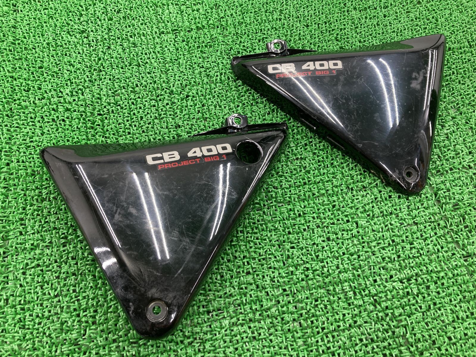 CB400SF サイドカバー 左右 黒 MY9 ホンダ 純正 中古 バイク 部品 NC31