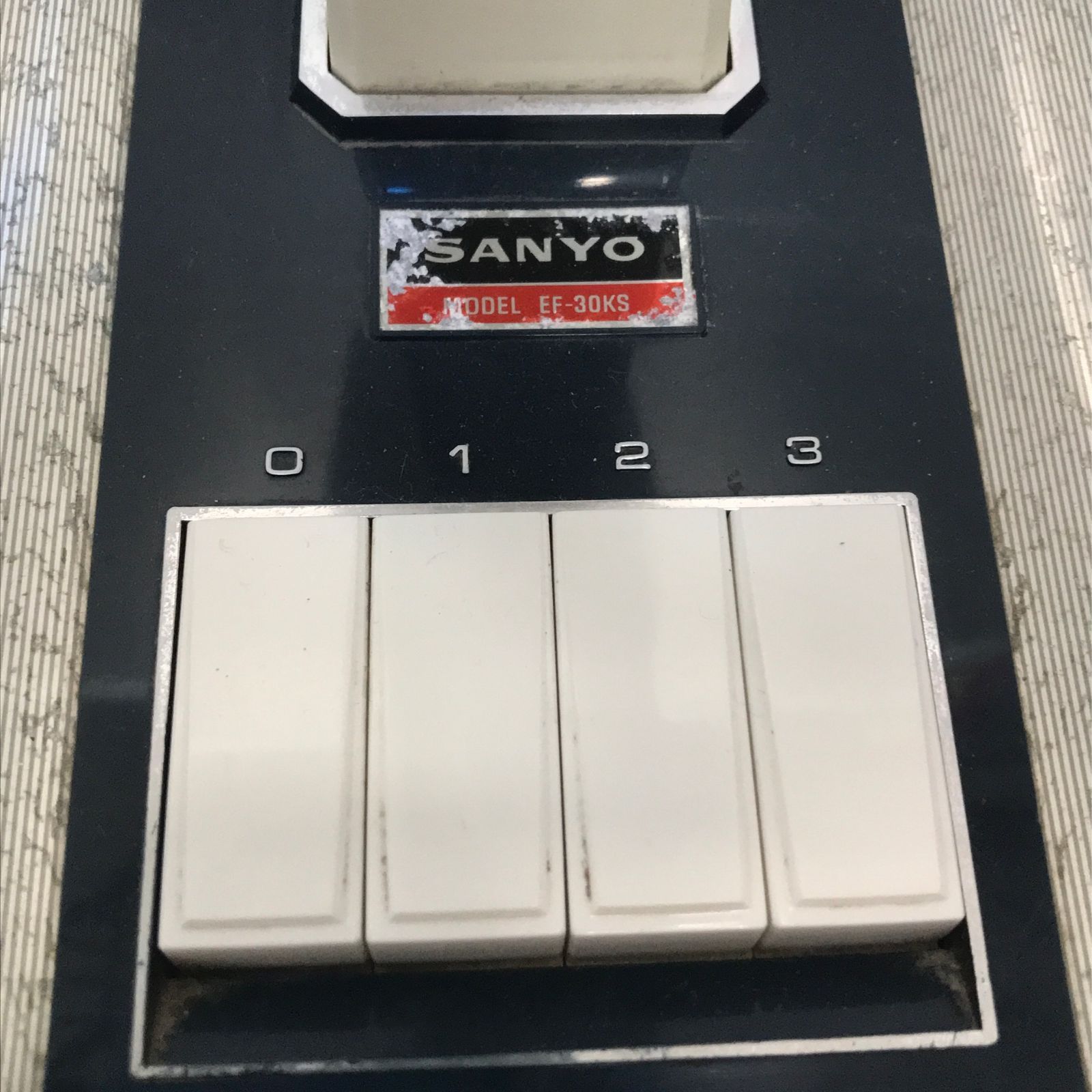 SANYO 昭和レトロ 扇風機 3枚羽 EF-30KS サンヨー 三洋電機 - メルカリ