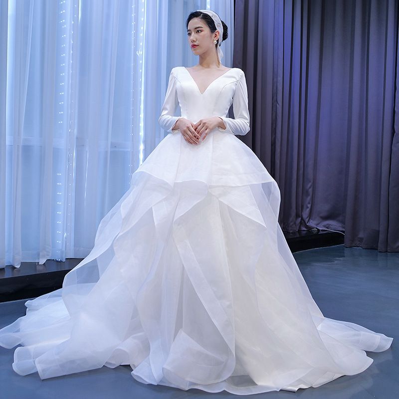 送料無料 超仙ウェディングドレス 花嫁用 ハイウエスト 韓国風 トレーン 結婚式 お出かけ フォトウェディング 蓬蓬スカート 礼服