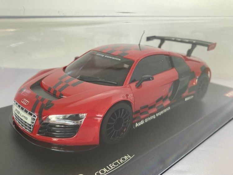 京商ミニッツ アウディ R8 LMS アウディ ドライビング