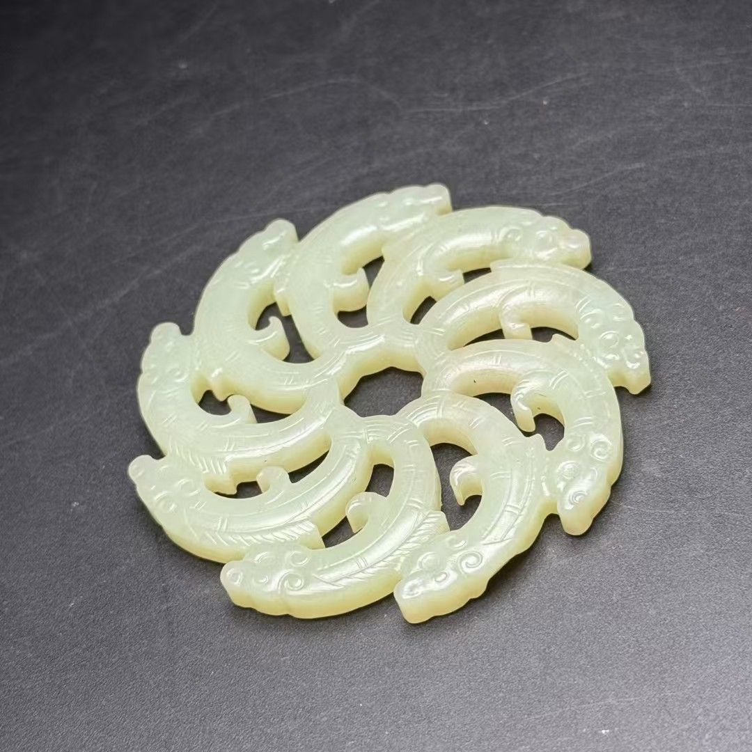 中国古美術.旧蔵品.古和田玉九龍玉珮.純手工細密彫.古時期飾品.賞物.中国古玩