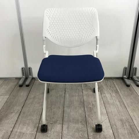 オカムラ okamura