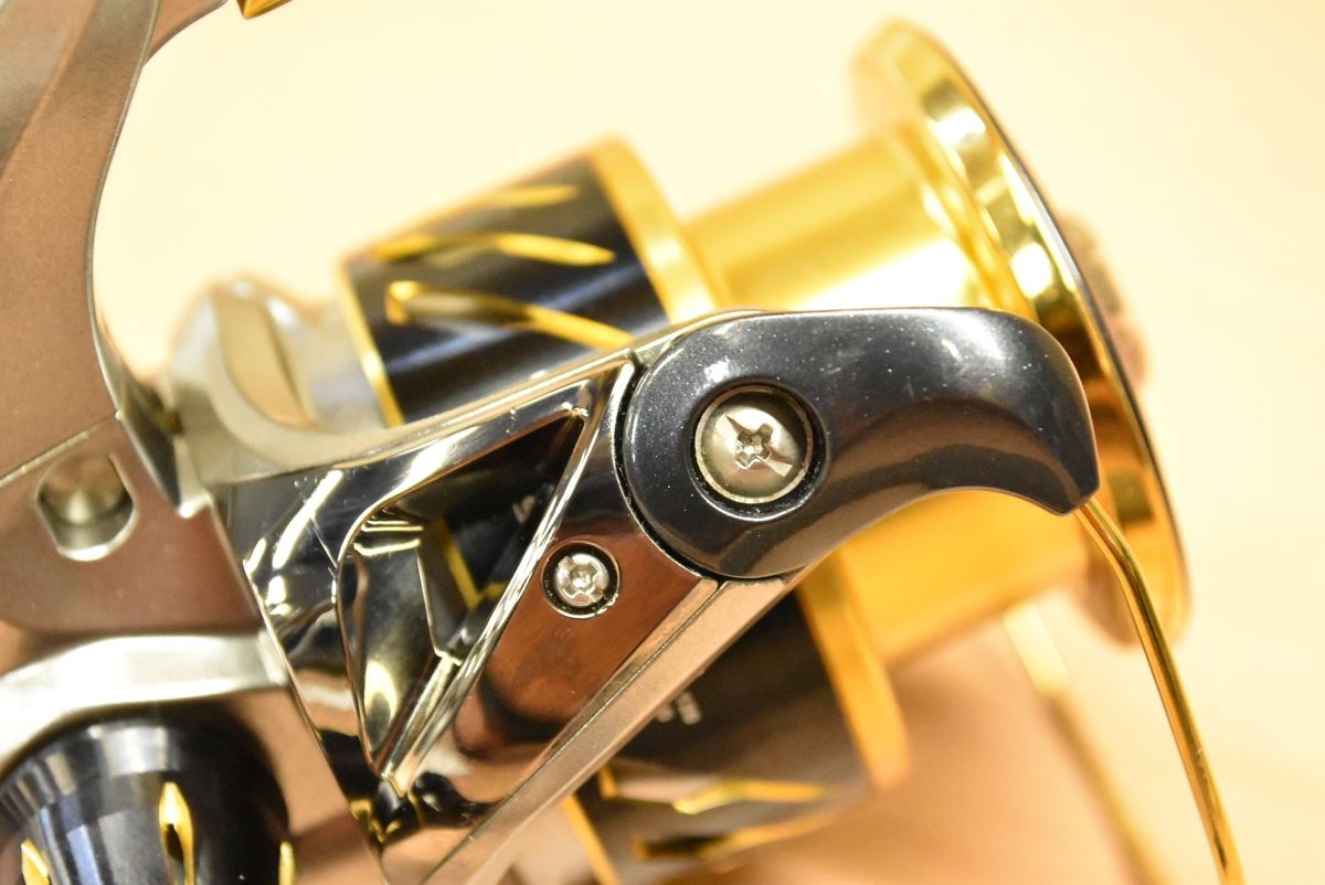  シマノ 16 BB X デスピナ SHIMANO DESPINA スピニングリール レバーブレーキ 磯 波止 フカセ チヌ クロダイ グレ メジナ フィッシュプライヤー スピニングリール リール