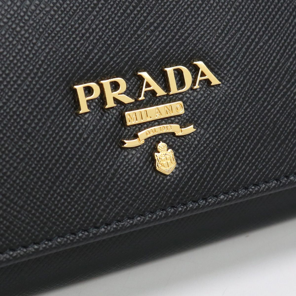 PRADA プラダ サフィアーノトライアングル財布 1MH132 QHH F0002 二折