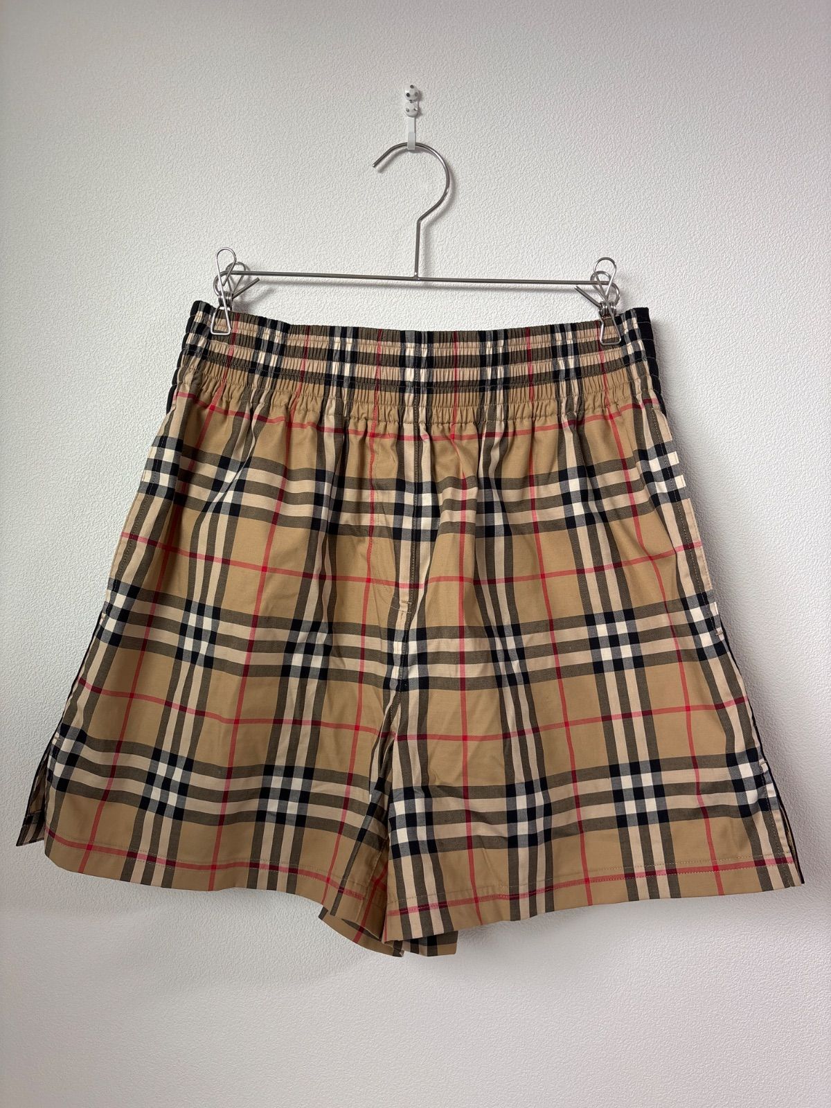 BURBERRY ショートパンツ ノバチェックサイドライン バーバリー
