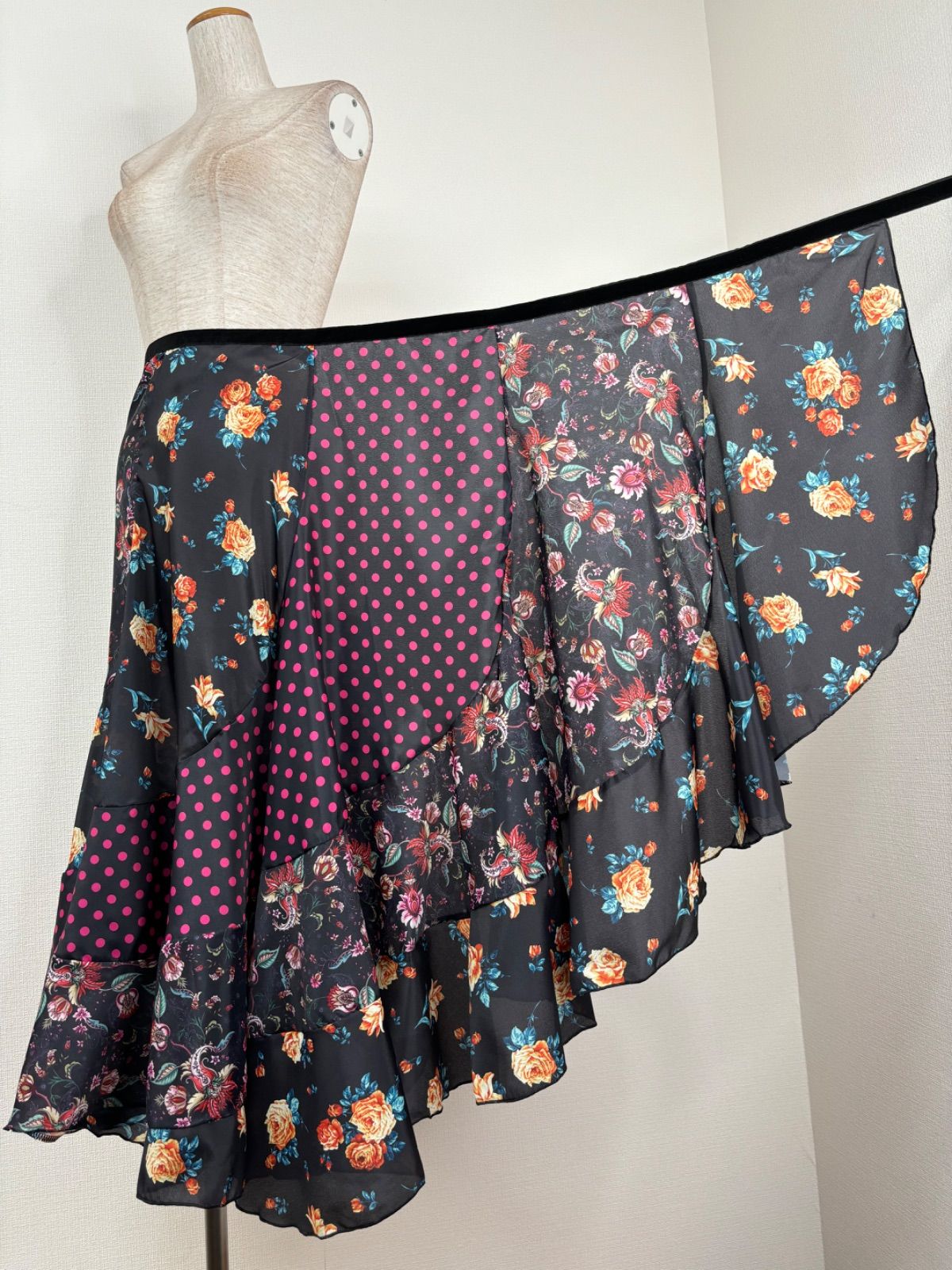 ⭐︎フラメンコ巻きスカート ファルダ⭐︎ 新品》フラメンコ 巻きスカート ファルダ 衣装 - メルカリ