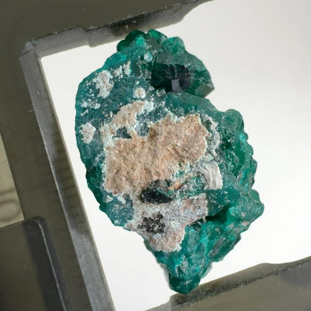 宝石質ダイオプテーズ 翠銅鉱 原石 天然石 鉱物 パワーストーン 宝石質ダイオプテーズ 翠銅鉱 原石 天然石 鉱物 パワーストーン