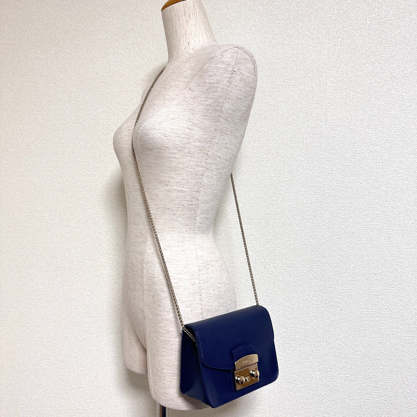 FURLA メトロポリスミニクロスボディバッグ ミニショルダーバッグ 