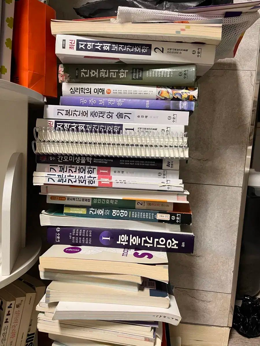 看護学科 教材 アダルトケア 薬理学 微生物学 児童看護学 医学用語 など