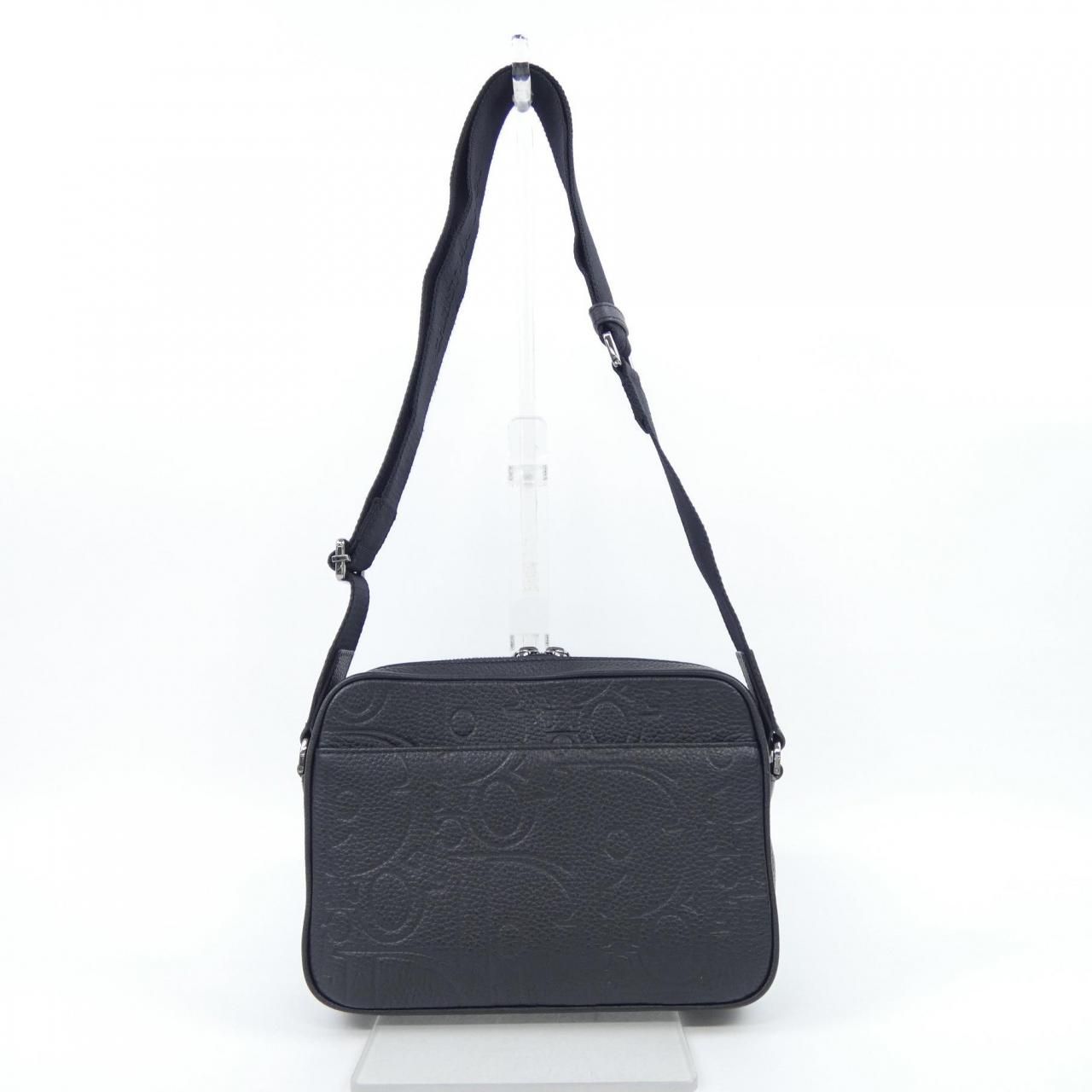 2.0 ジップメッセンジャーバック